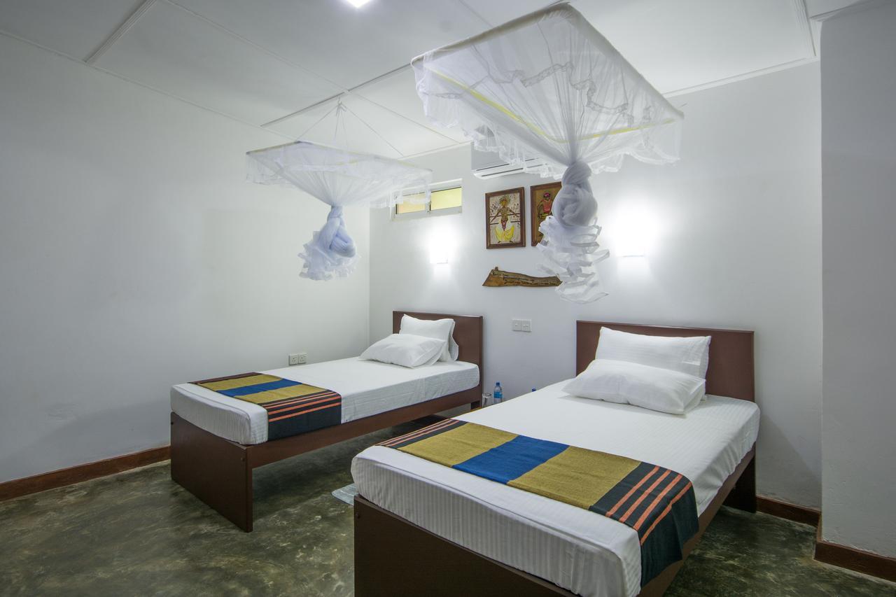 Udawatta Kele Villa Kandy Exteriör bild