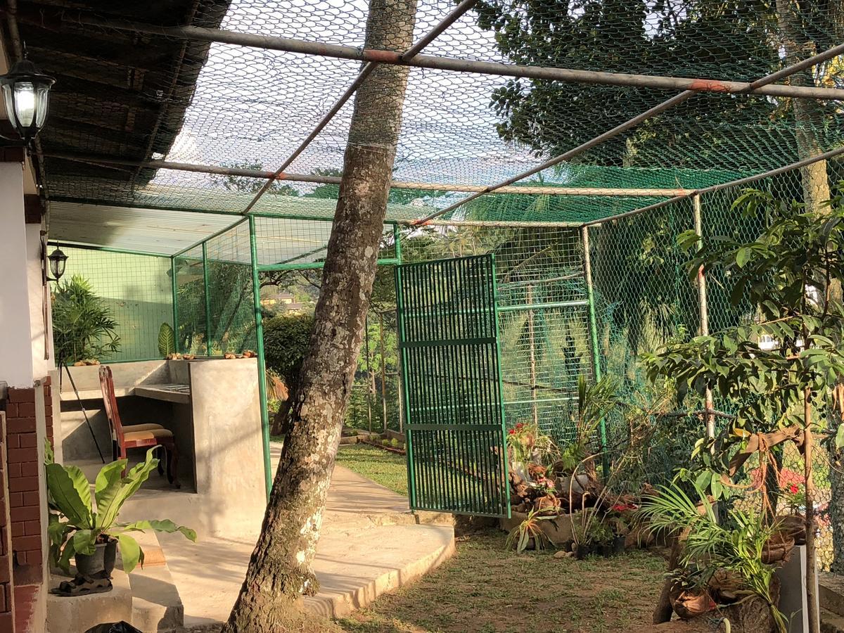 Udawatta Kele Villa Kandy Exteriör bild